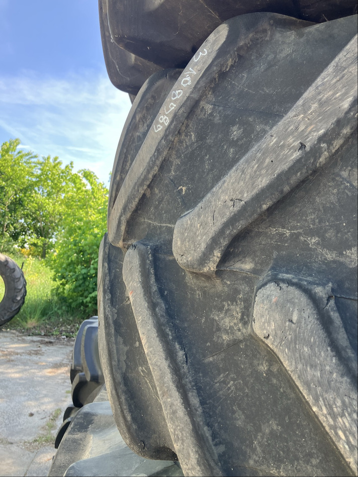 Fendt 600/70R34 710/75R42 - Шины и диски: slika 3 Fendt 600/70R34 710/75R42 - Шины и диски: slika 3