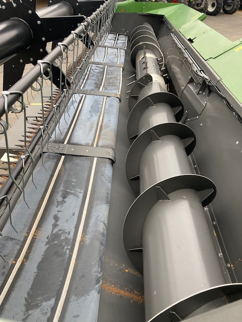 Fendt 6335C Stage 5 - Kombinovani kombajn: slika 3 Fendt 6335C Stage 5 - Kombinovani kombajn: slika 3