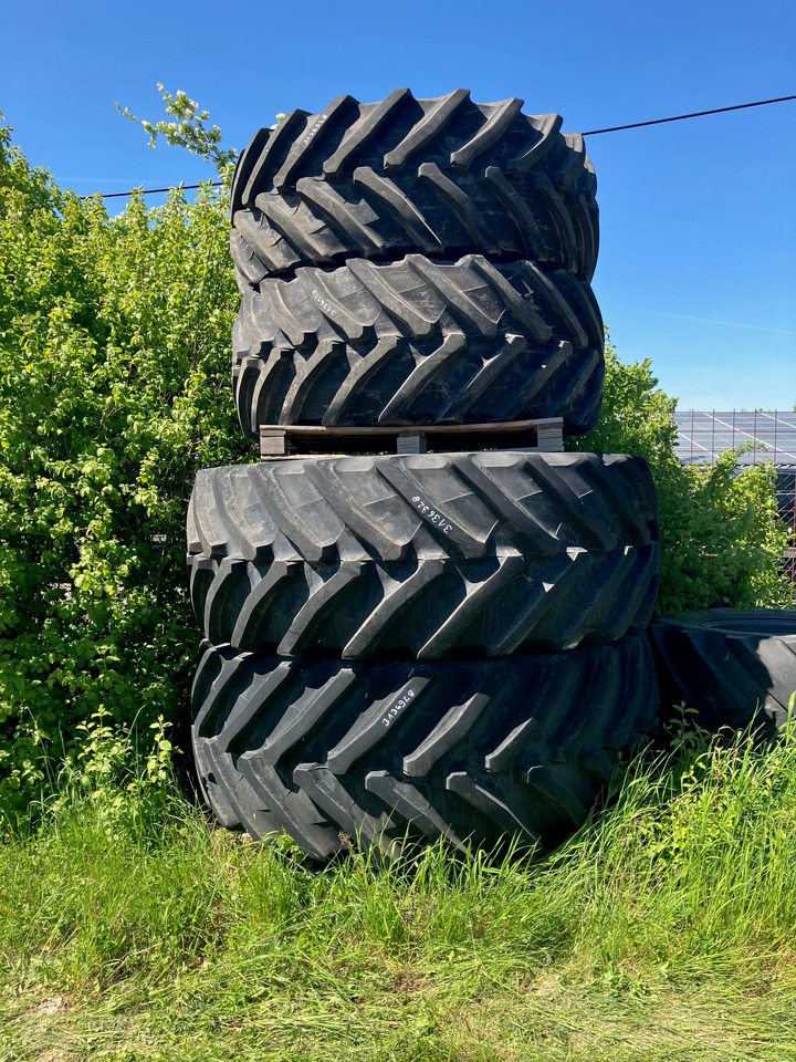 Fendt 650/60R38 750/70R44 - Шины и диски: slika 1 Fendt 650/60R38 750/70R44 - Шины и диски: slika 1