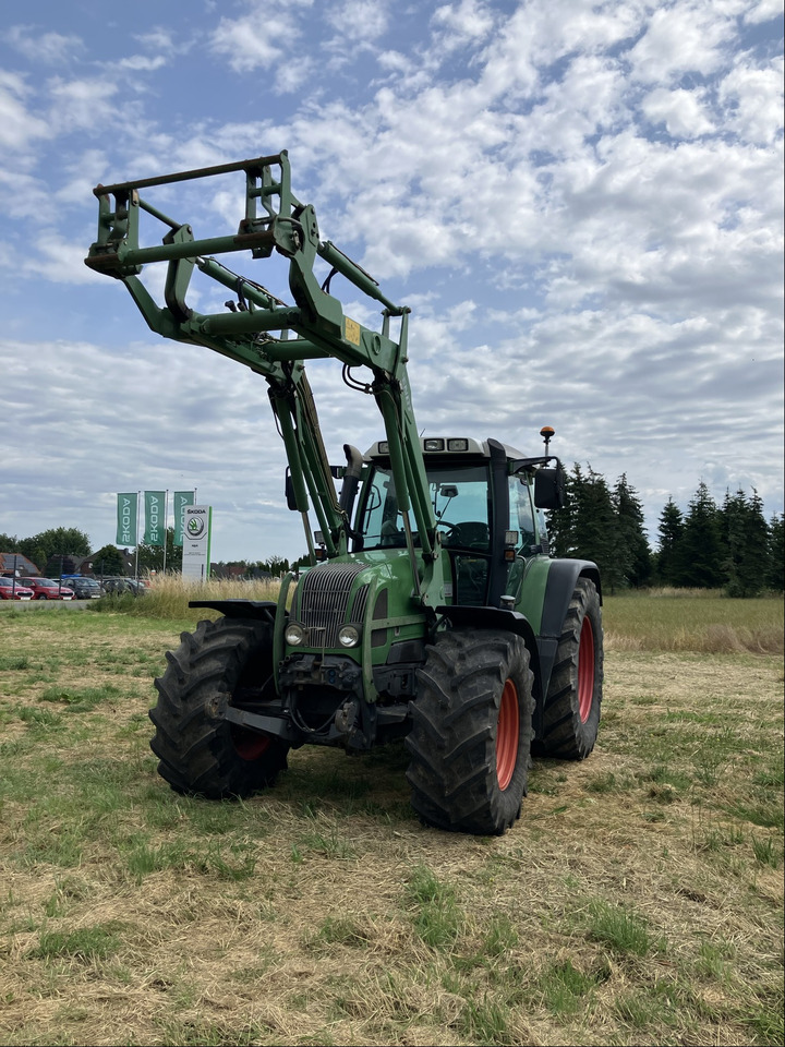 Fendt 712 COM1 - Traktor: slika 1 Fendt 712 COM1 - Traktor: slika 1
