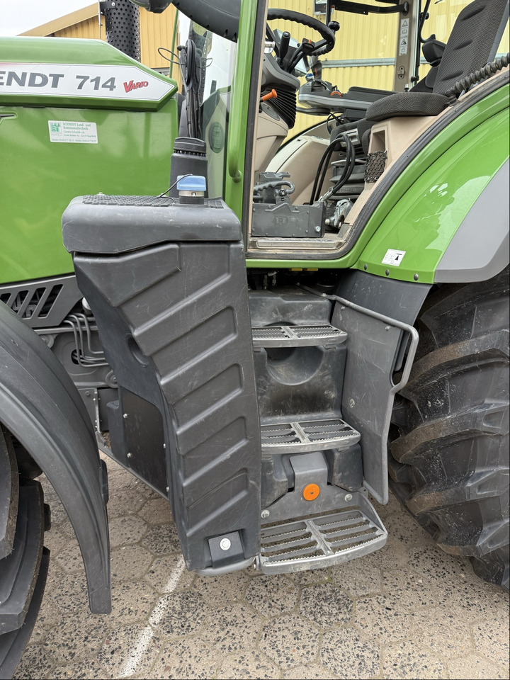 Fendt 714 Vario S4 ProfiPlus - Traktor: slika 2 Fendt 714 Vario S4 ProfiPlus - Traktor: slika 2