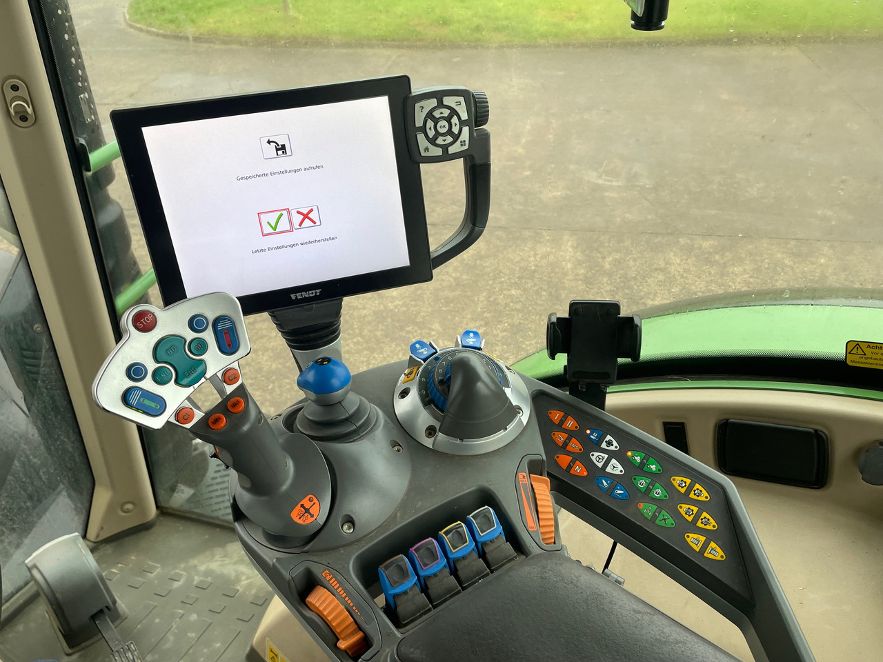 Fendt 718 Vario S4 ProfiPlus - Traktor: slika 3 Fendt 718 Vario S4 ProfiPlus - Traktor: slika 3