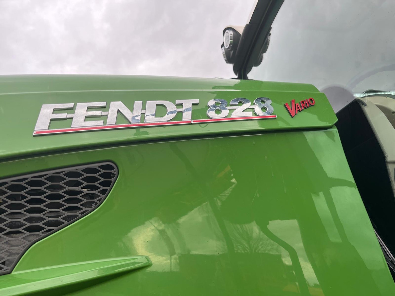 Fendt 828 Vario ProfiPlus Garantie - Traktor: slika 3 Fendt 828 Vario ProfiPlus Garantie - Traktor: slika 3