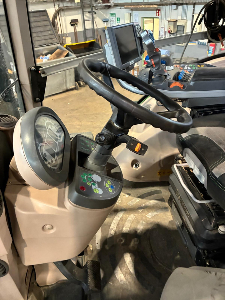 Fendt 828 Vario SCR ProfiPlus - Traktor: slika 3 Fendt 828 Vario SCR ProfiPlus - Traktor: slika 3