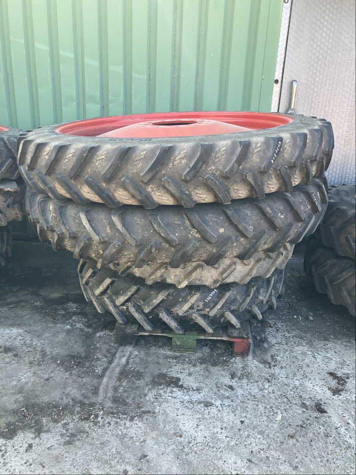 Fendt Pflege-Räder zum 700er Fendt - Шины и диски: slika 1 Fendt Pflege-Räder zum 700er Fendt - Шины и диски: slika 1