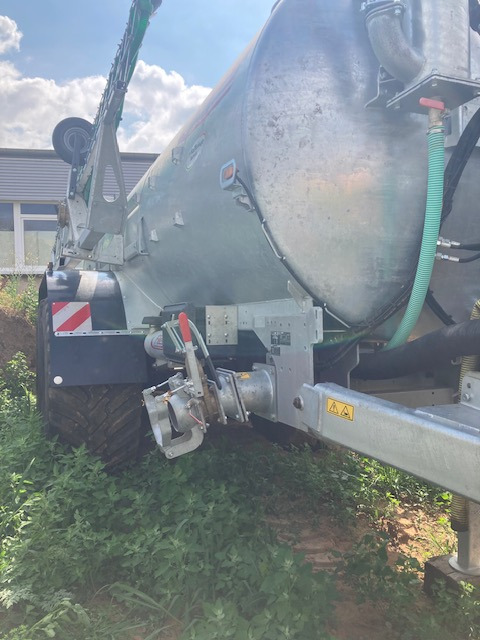 Fliegl Vakuumfasswagen VFW 14000 Maxx - Oprema za đubrenje: slika 4 Fliegl Vakuumfasswagen VFW 14000 Maxx - Oprema za đubrenje: slika 4