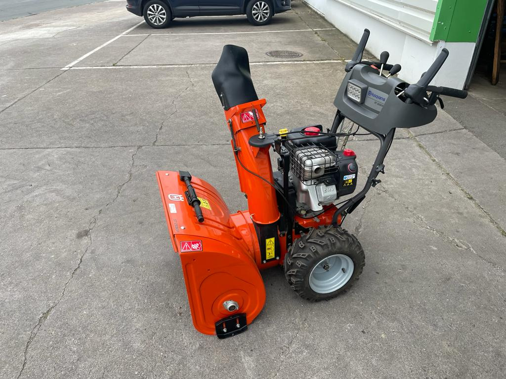 Husqvarna Schneefräse ST 268 EP - N.M.L - Rasipač peska/ Soli: slika 1 Husqvarna Schneefräse ST 268 EP - N.M.L - Rasipač peska/ Soli: slika 1