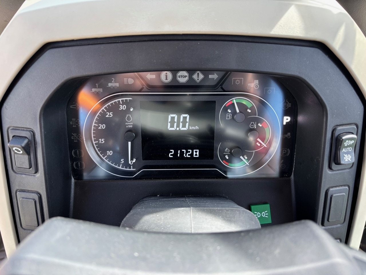 John Deere 5090 M - Traktor: slika 2 John Deere 5090 M - Traktor: slika 2