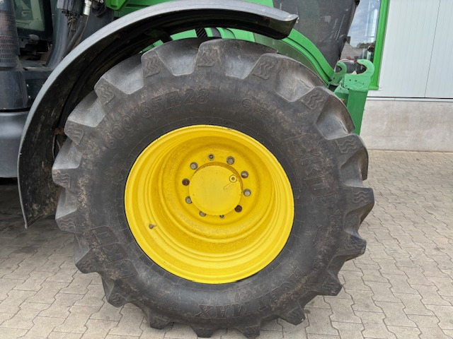 John Deere 6210 R - Traktor: slika 3 John Deere 6210 R - Traktor: slika 3