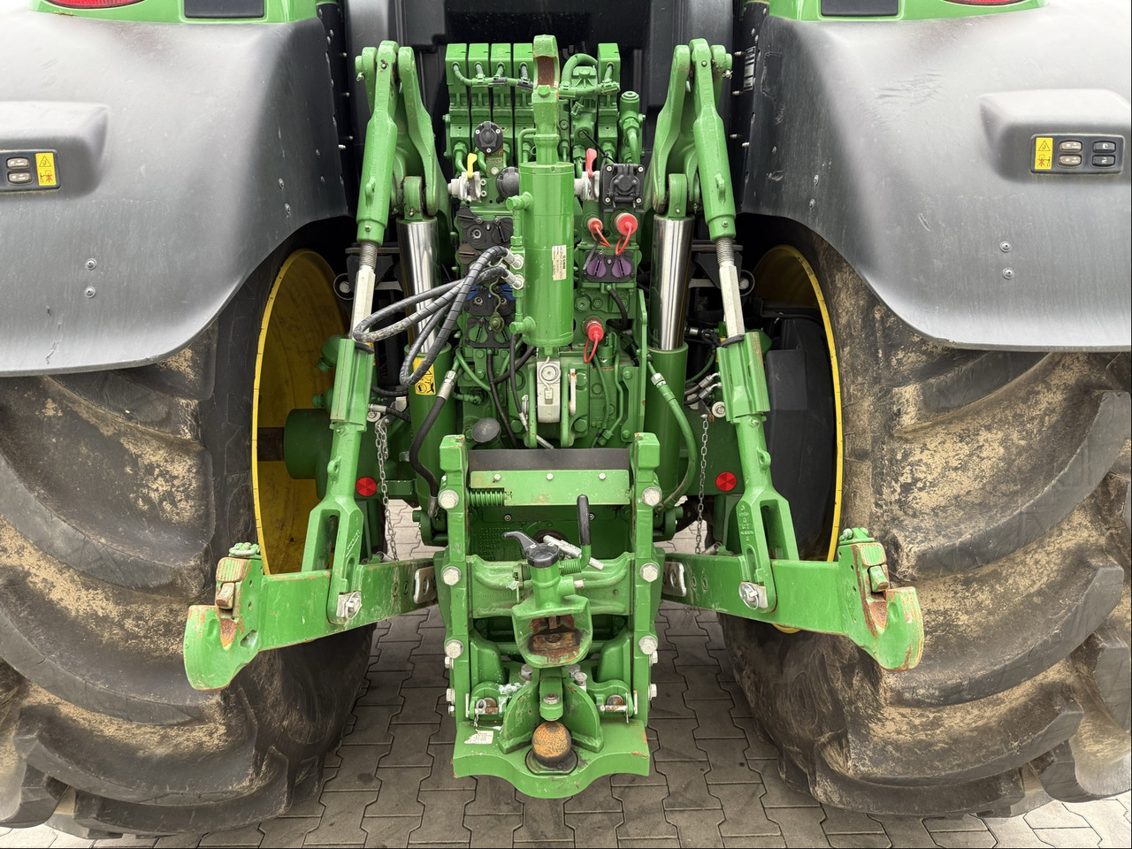 John Deere 6250 R - Traktor: slika 3 John Deere 6250 R - Traktor: slika 3