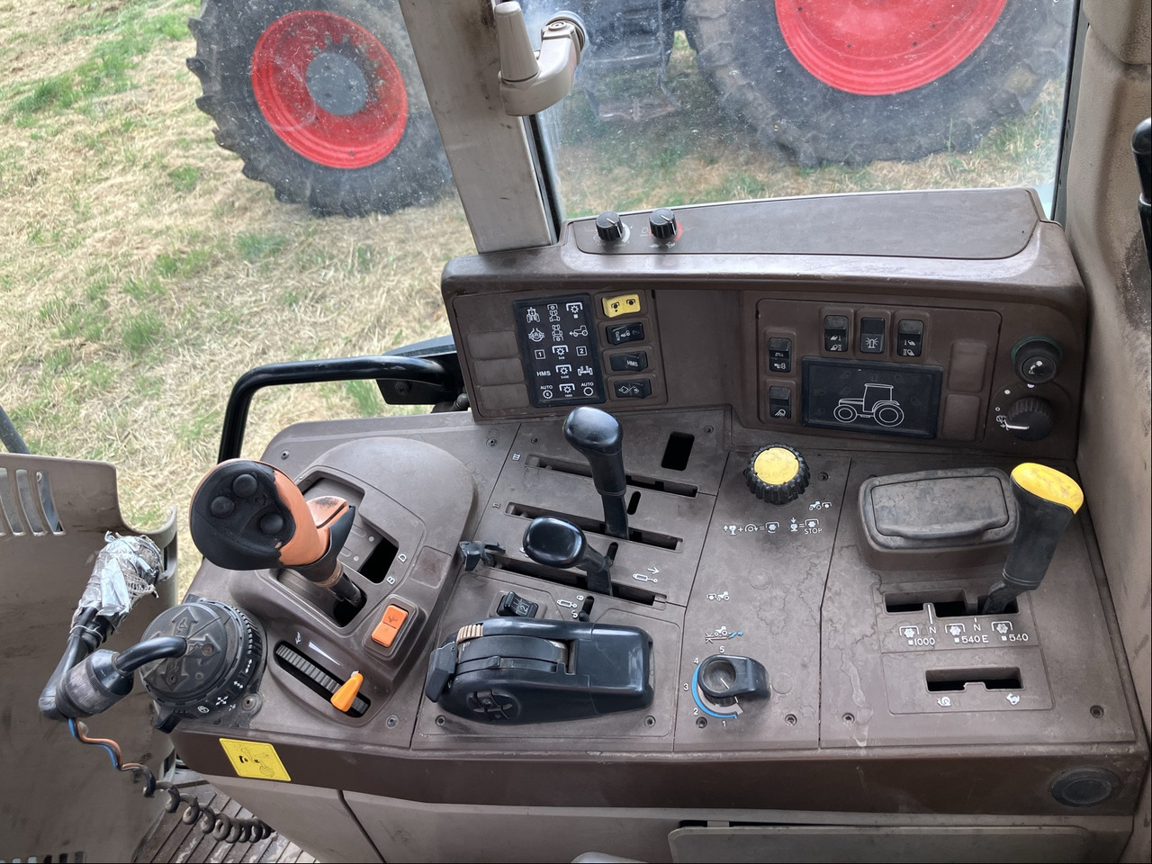 John Deere 6920 Auto Quad - Traktor: slika 3 John Deere 6920 Auto Quad - Traktor: slika 3
