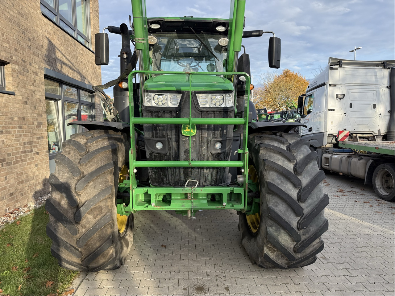 John Deere 7310R AutoPower - Traktor: slika 5 John Deere 7310R AutoPower - Traktor: slika 5