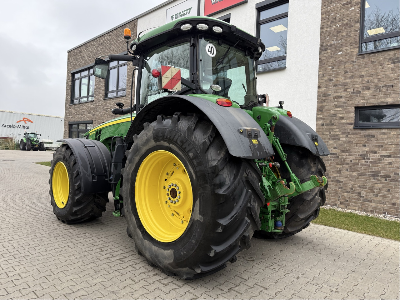 John Deere 8370 R - Traktor: slika 3 John Deere 8370 R - Traktor: slika 3