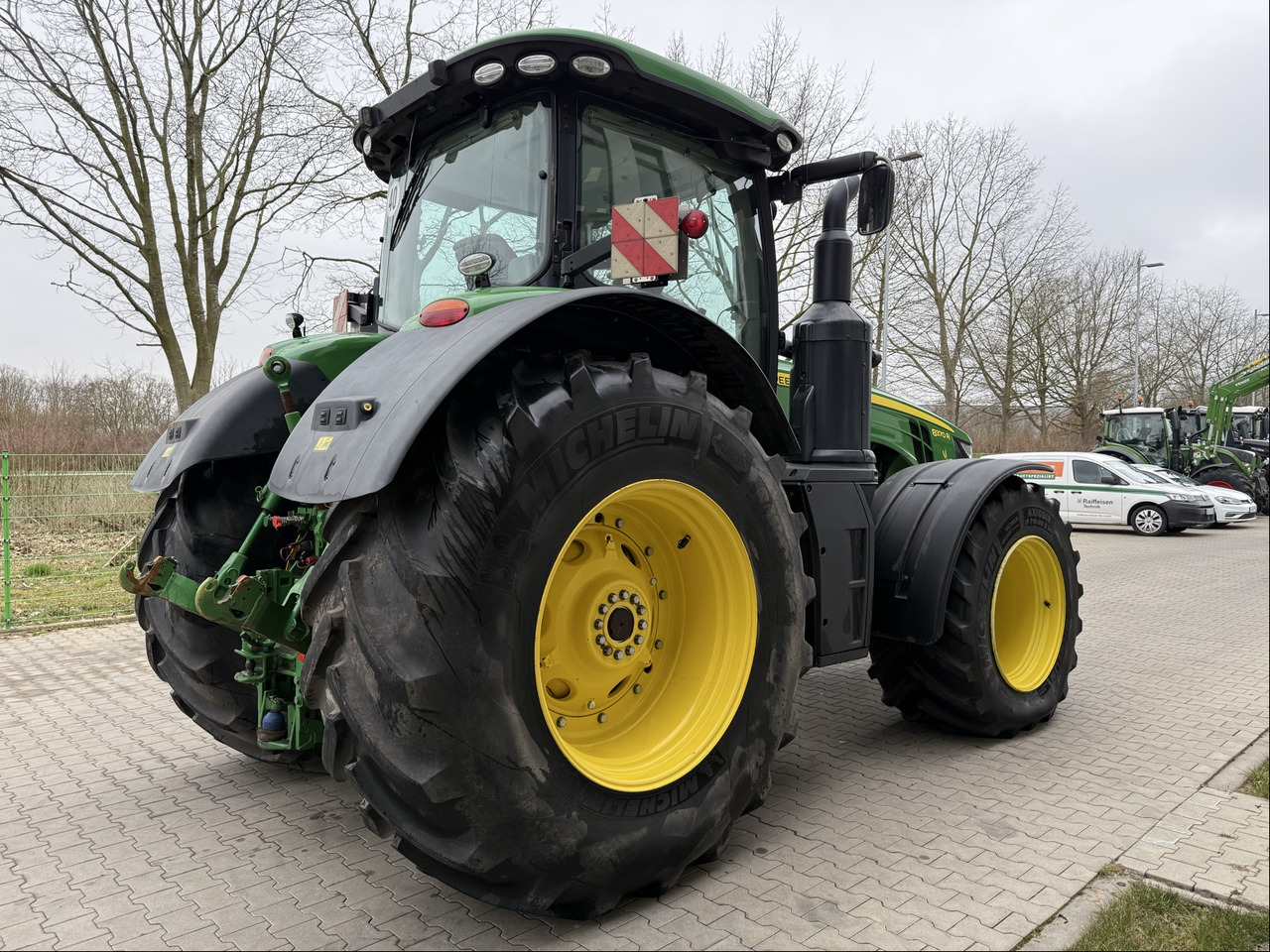 John Deere 8370 R - Traktor: slika 4 John Deere 8370 R - Traktor: slika 4