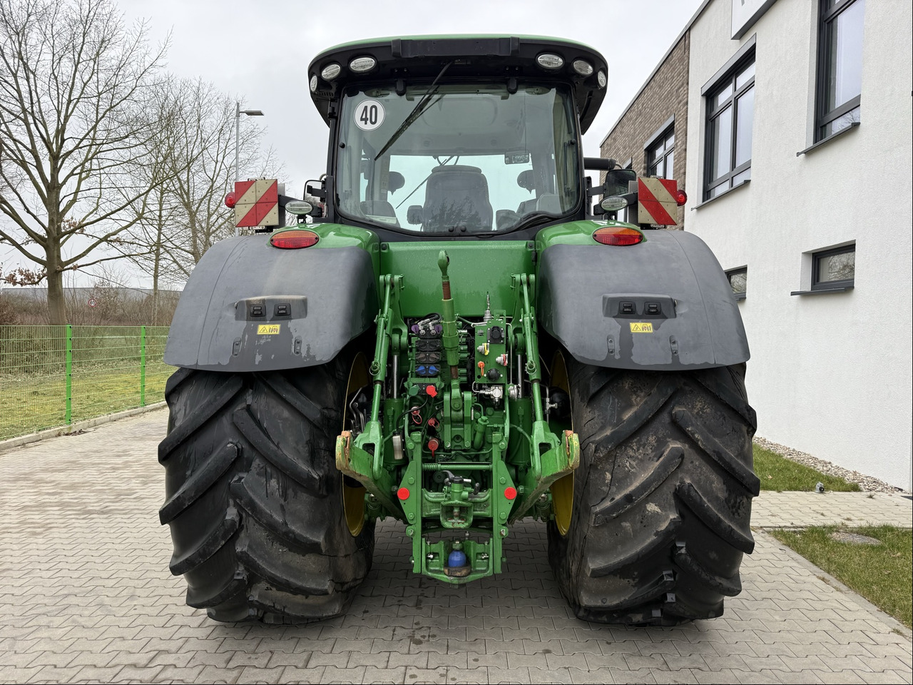 John Deere 8370 R - Traktor: slika 2 John Deere 8370 R - Traktor: slika 2