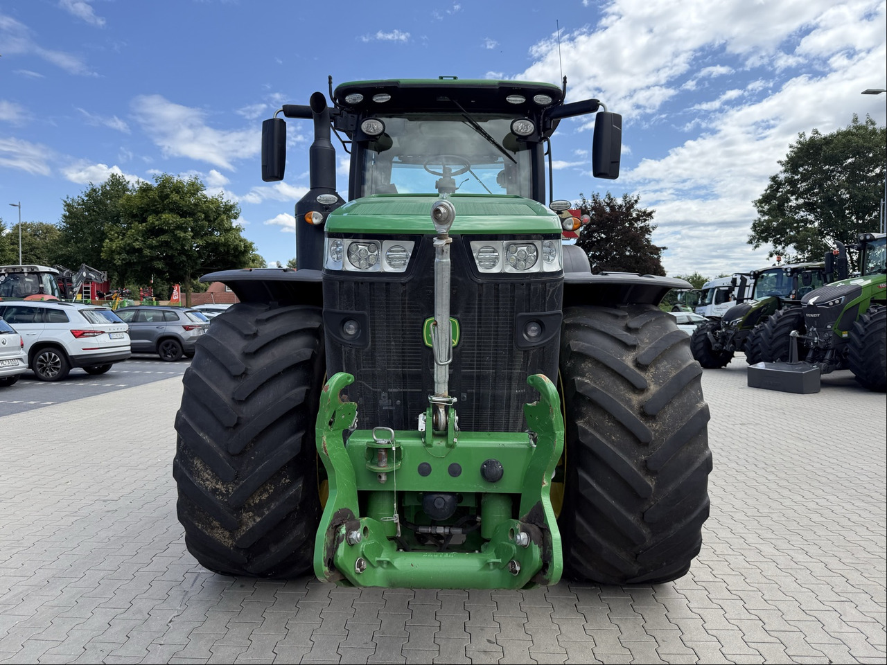 John Deere 8370R PowerShift - Traktor: slika 4 John Deere 8370R PowerShift - Traktor: slika 4
