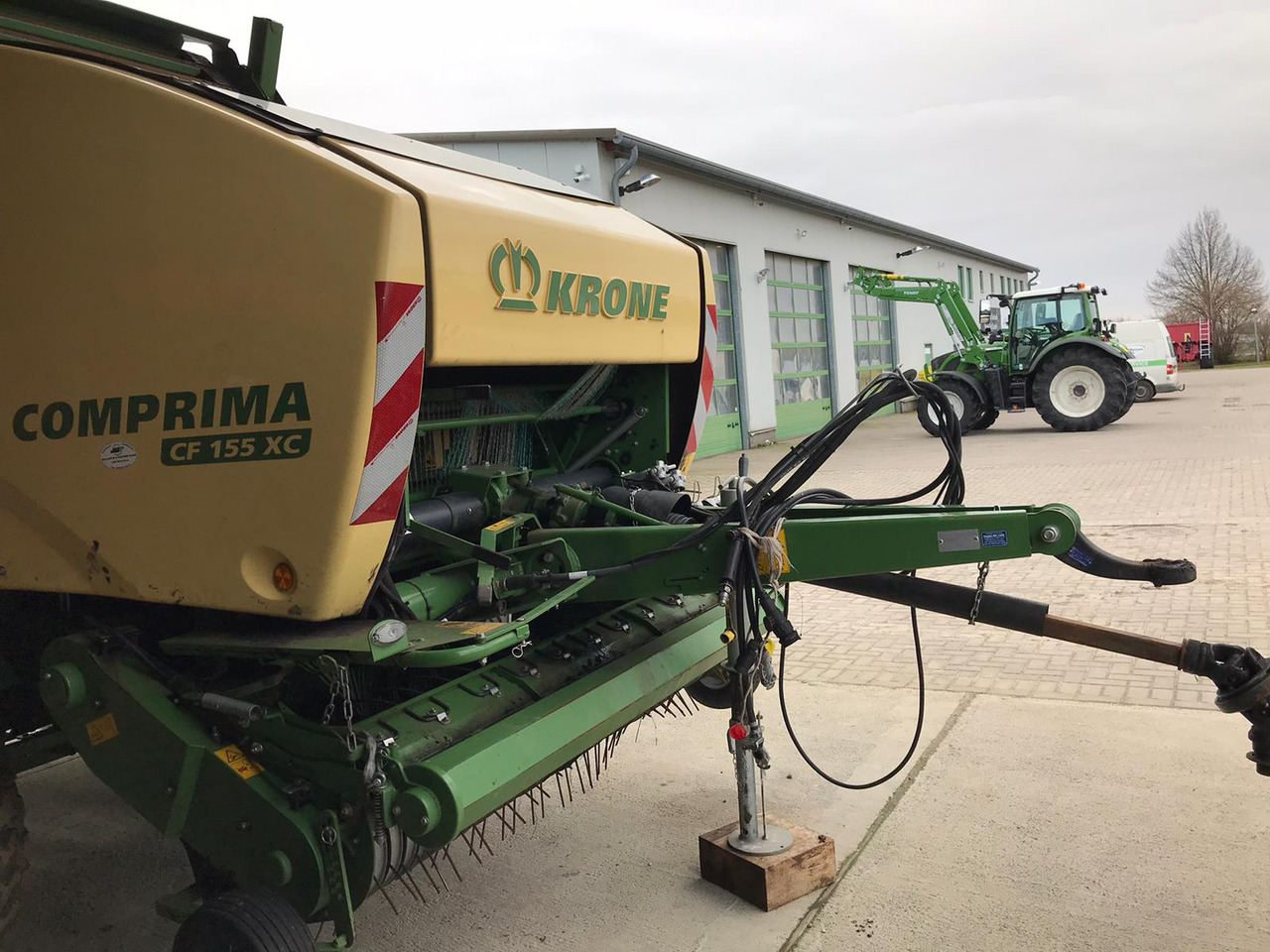 Krone Comprima CF 155 XC - Oprema za prevrtanje i razlaganje: slika 4 Krone Comprima CF 155 XC - Oprema za prevrtanje i razlaganje: slika 4