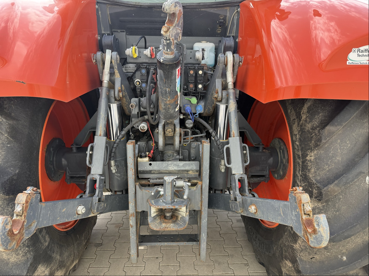 Kubota M 7151 KVT - Traktor: slika 3 Kubota M 7151 KVT - Traktor: slika 3