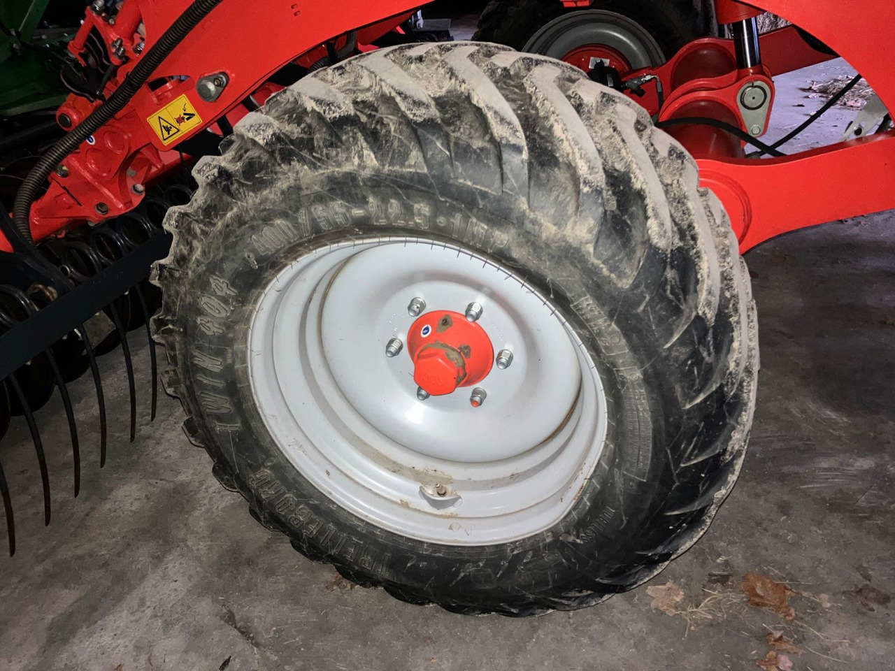 Kuhn OPTIMER 5003 - Tanjirača: slika 2 Kuhn OPTIMER 5003 - Tanjirača: slika 2