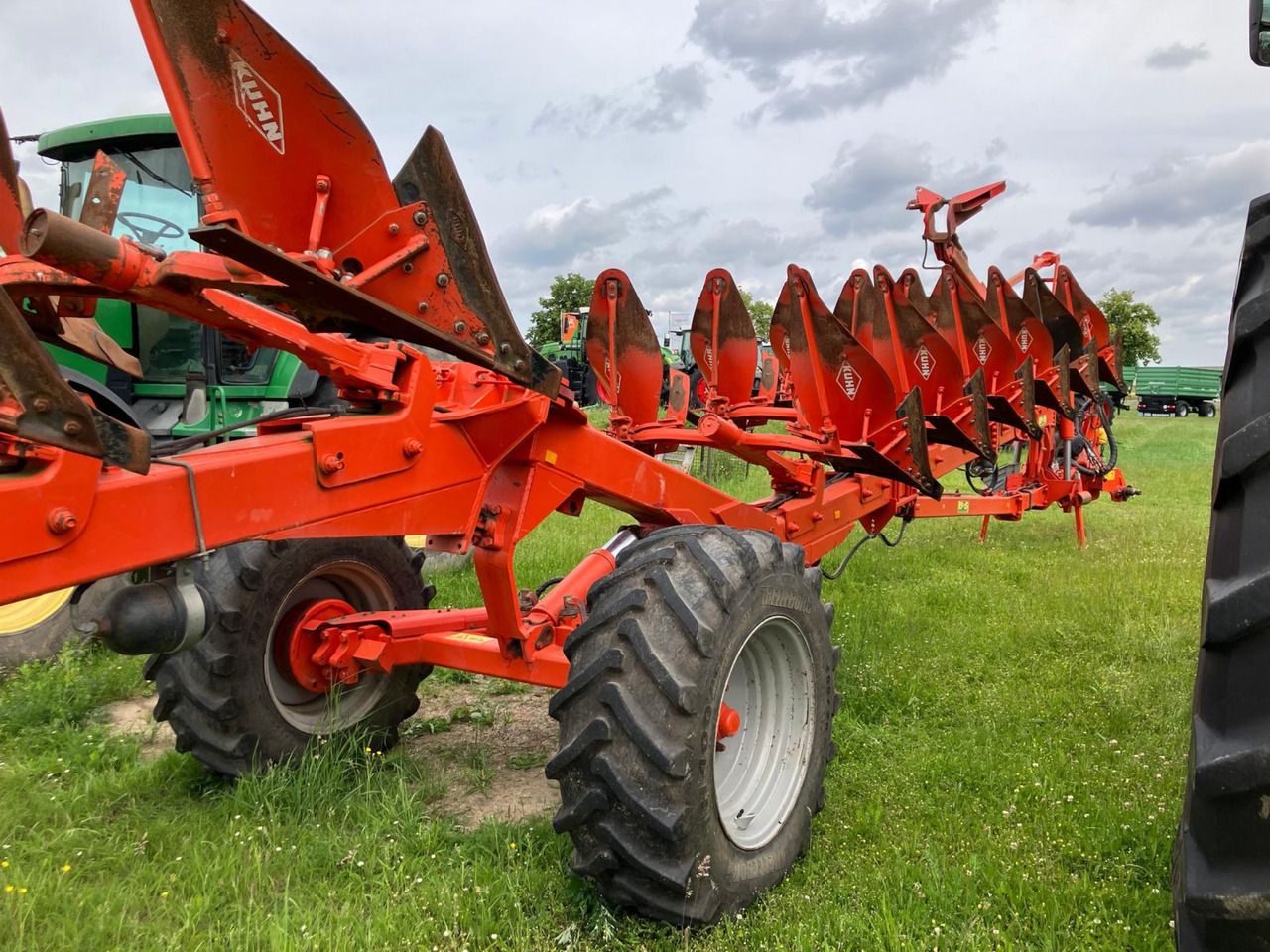 Kuhn Pflug Challenger Typ CHG10H64 - Plug: slika 4 Kuhn Pflug Challenger Typ CHG10H64 - Plug: slika 4