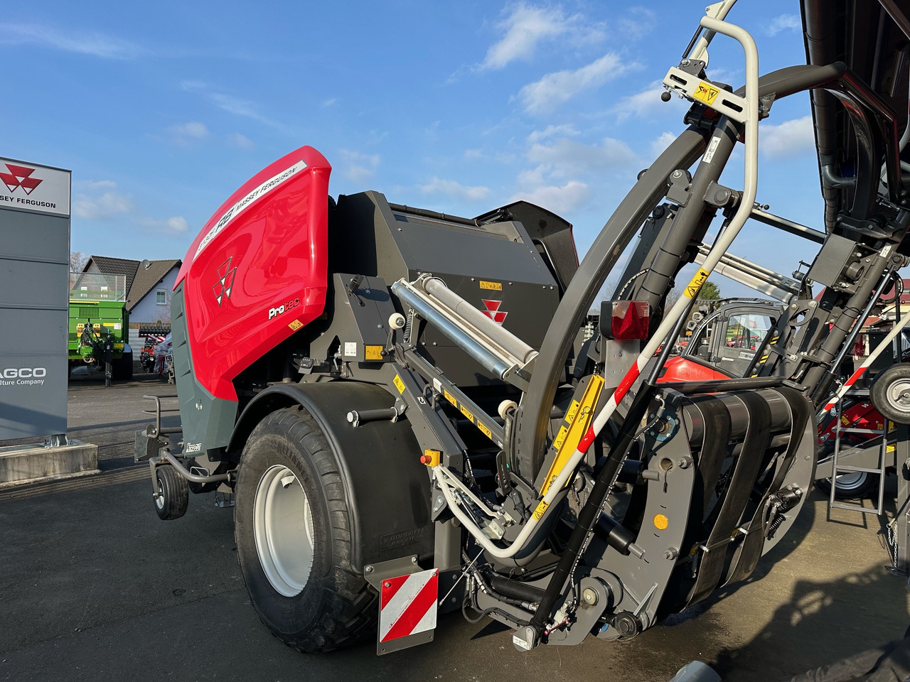 Massey Ferguson 3130 F P-W-Kombi 25Messer - Oprema za prevrtanje i razlaganje: slika 4 Massey Ferguson 3130 F P-W-Kombi 25Messer - Oprema za prevrtanje i razlaganje: slika 4