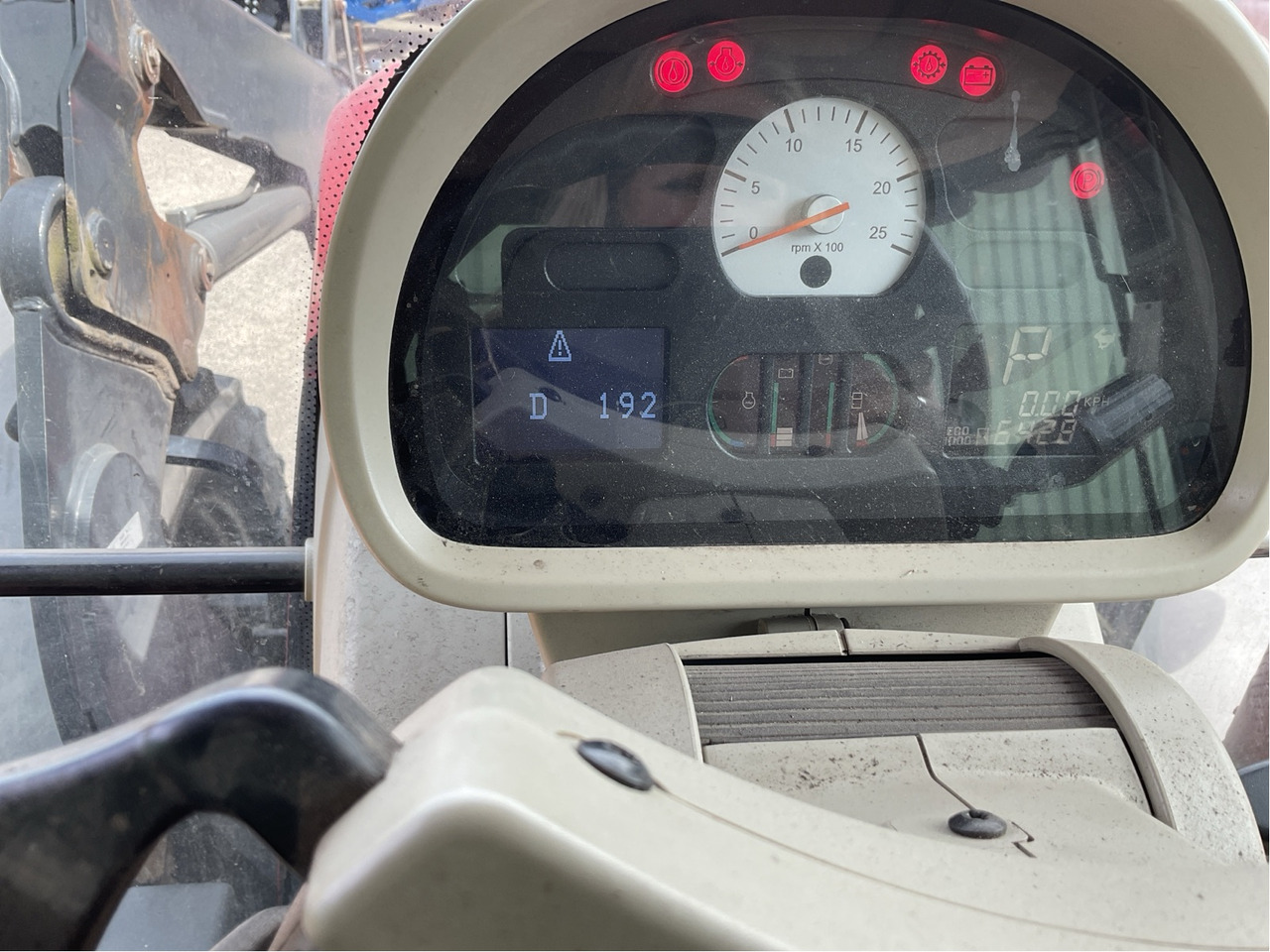 Massey Ferguson 6614 Dyna 6 - Traktor: slika 4 Massey Ferguson 6614 Dyna 6 - Traktor: slika 4