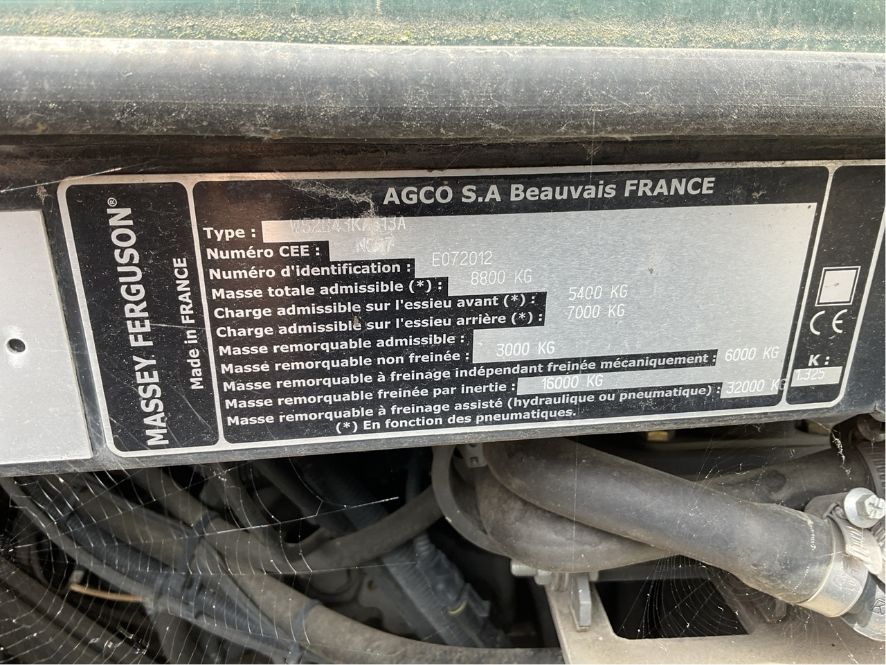 Massey Ferguson 6614 Dyna 6 - Traktor: slika 2 Massey Ferguson 6614 Dyna 6 - Traktor: slika 2