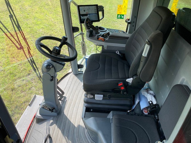 Massey Ferguson 7370 Beta - Kombinovani kombajn: slika 4 Massey Ferguson 7370 Beta - Kombinovani kombajn: slika 4