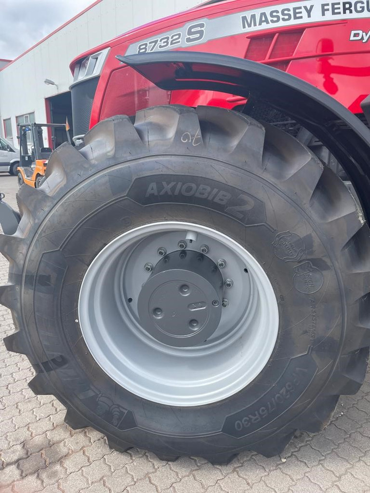 Massey Ferguson 8732 Dyna-VT EXCLUSIVE - Traktor: slika 5 Massey Ferguson 8732 Dyna-VT EXCLUSIVE - Traktor: slika 5