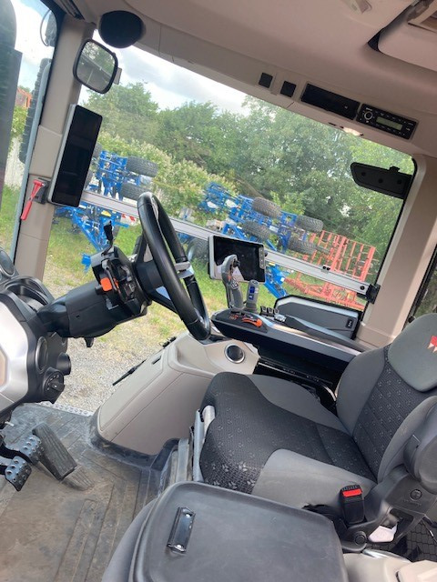 Massey Ferguson 8S.245 Dyna E-Power Excl - Traktor: slika 3 Massey Ferguson 8S.245 Dyna E-Power Excl - Traktor: slika 3