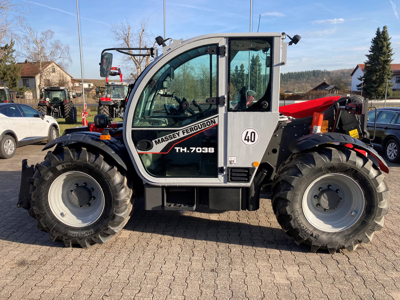 Massey Ferguson TH.7038 Standard Stage 5 Exclu - Teleskopski upravljač: slika 1 Massey Ferguson TH.7038 Standard Stage 5 Exclu - Teleskopski upravljač: slika 1