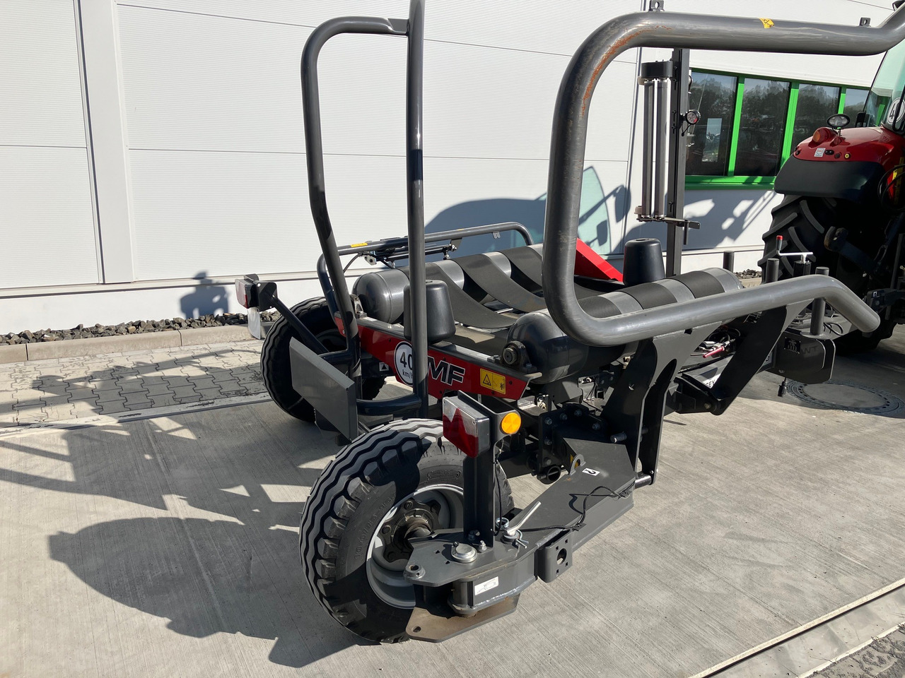 Massey Ferguson TW 130 - Oprema za prevrtanje i razlaganje: slika 2 Massey Ferguson TW 130 - Oprema za prevrtanje i razlaganje: slika 2