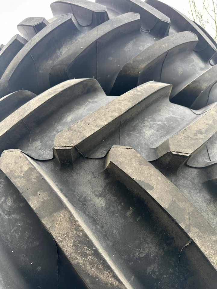 Michelin IF650/65R34 IF710/75R42 Mich - Шины и диски: slika 2 Michelin IF650/65R34 IF710/75R42 Mich - Шины и диски: slika 2