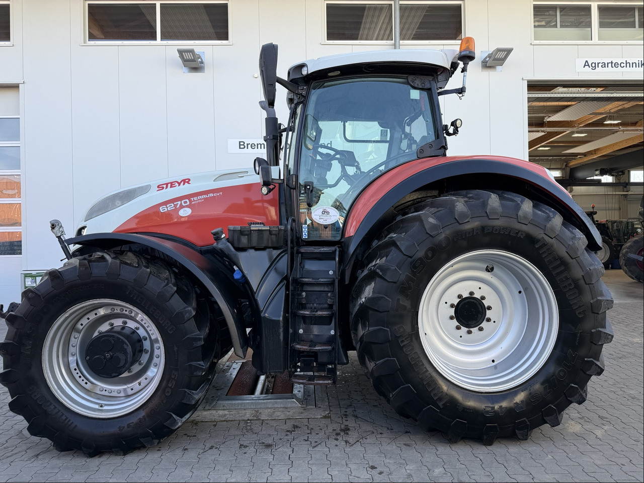 Traktor Steyr 6270 Terrus CVT: slika 8 Traktor Steyr 6270 Terrus CVT: slika 8