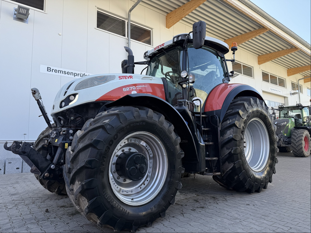 Steyr 6270 Terrus CVT - Traktor: slika 1 Steyr 6270 Terrus CVT - Traktor: slika 1