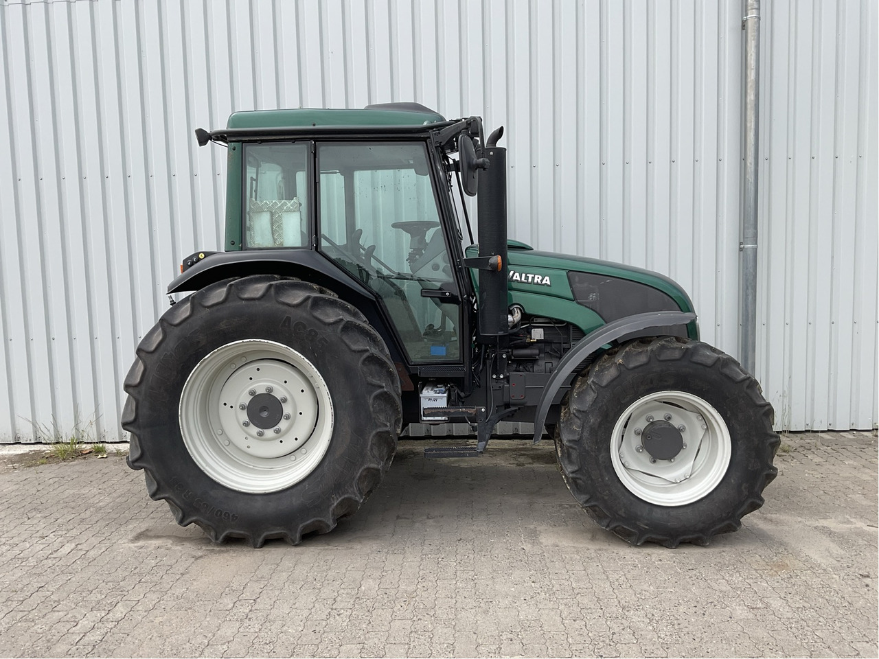 Valtra A 93 - Traktor: slika 1 Valtra A 93 - Traktor: slika 1