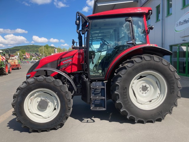 Valtra A105 MH4 - Traktor: slika 1 Valtra A105 MH4 - Traktor: slika 1