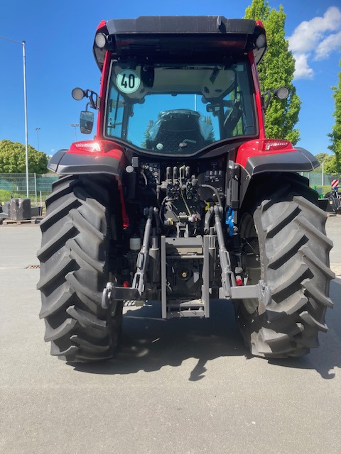 Valtra A105 MH4 - Traktor: slika 3 Valtra A105 MH4 - Traktor: slika 3