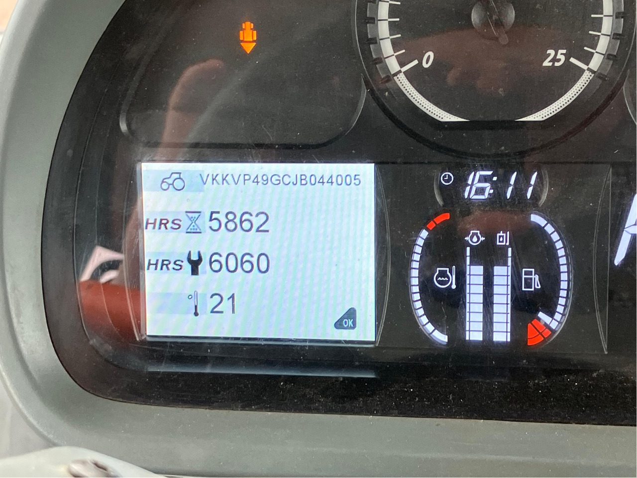 Valtra S 394 - Traktor: slika 2 Valtra S 394 - Traktor: slika 2