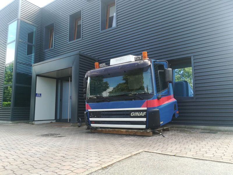 DAF CF65 CF75 CF85 Euro 3 - Kabina i enterijer za Kamion: slika 1 DAF CF65 CF75 CF85 Euro 3 - Kabina i enterijer za Kamion: slika 1