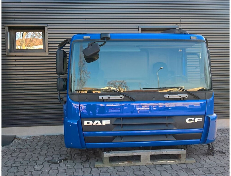 DAF CF65 CF75 CF85 Euro 5 - Kabina i enterijer za Kamion: slika 2 DAF CF65 CF75 CF85 Euro 5 - Kabina i enterijer za Kamion: slika 2