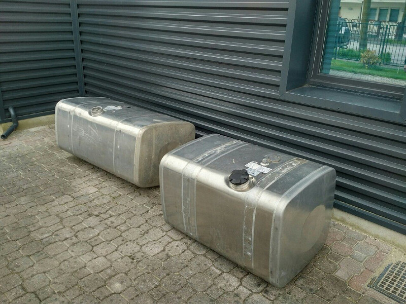 MAN 480 + 375 L - Rezervoar za gorivo za Kamion: slika 2 MAN 480 + 375 L - Rezervoar za gorivo za Kamion: slika 2