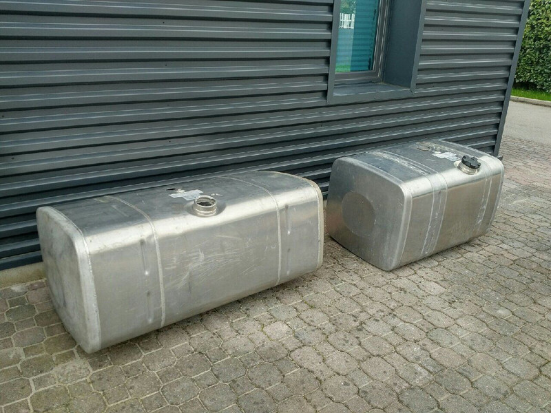 MAN 480 + 375 L - Rezervoar za gorivo za Kamion: slika 3 MAN 480 + 375 L - Rezervoar za gorivo za Kamion: slika 3
