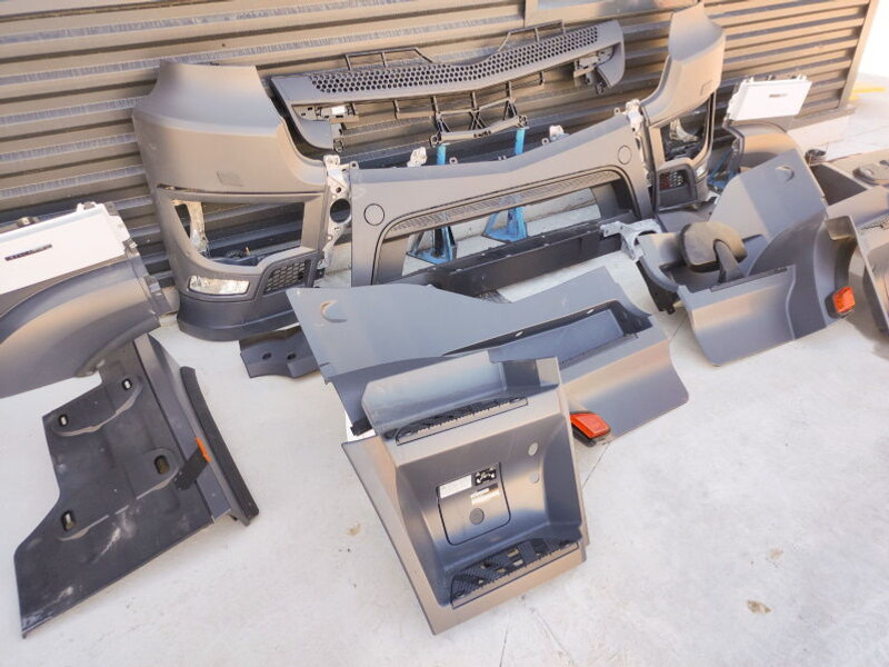 Mercedes-Benz ACTROS AROCS ANTOS MP4 EURO 5 EURO 6 - Branik za Kamion: slika 1 Mercedes-Benz ACTROS AROCS ANTOS MP4 EURO 5 EURO 6 - Branik za Kamion: slika 1