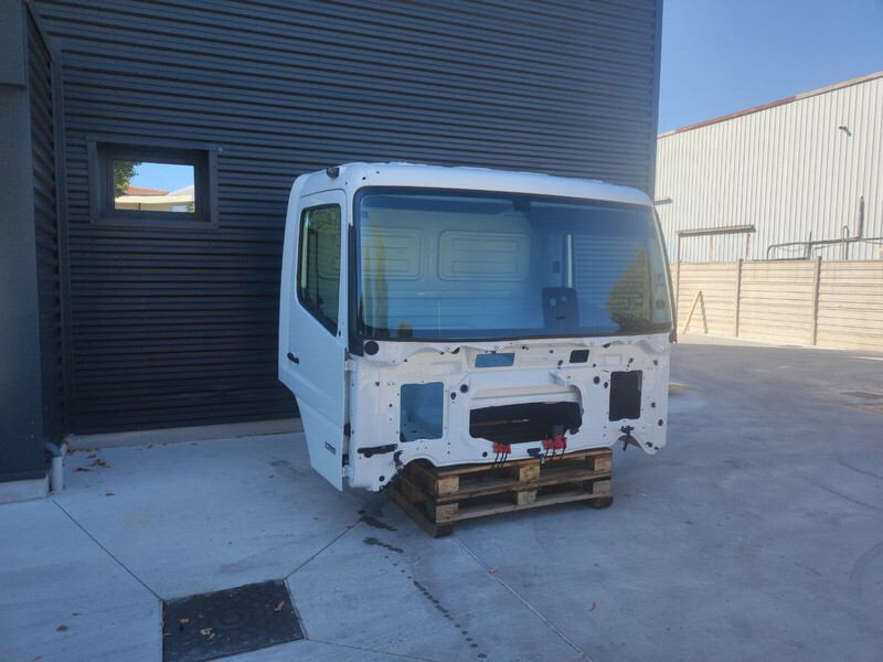 Mercedes-Benz ATEGO AXOR 6 CYLINDERS - Kabina i enterijer za Kamion: slika 5 Mercedes-Benz ATEGO AXOR 6 CYLINDERS - Kabina i enterijer za Kamion: slika 5