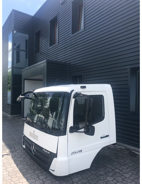 Mercedes-Benz AXOR EURO 4 EURO 5 - Kabina i enterijer za Kamion: slika 4 Mercedes-Benz AXOR EURO 4 EURO 5 - Kabina i enterijer za Kamion: slika 4