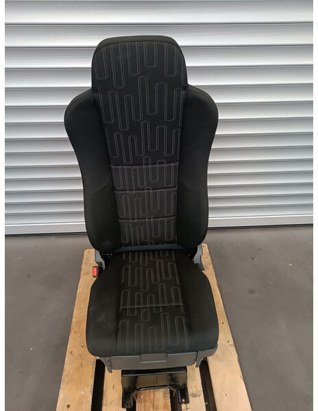 Mercedes-Benz MANUAL - Sedište za Kamion: slika 2 Mercedes-Benz MANUAL - Sedište za Kamion: slika 2