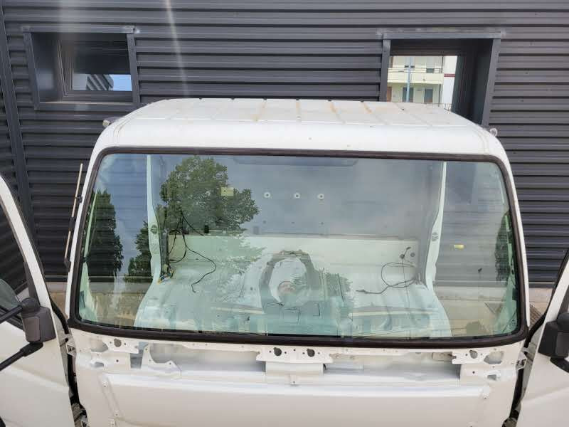 Kabina i enterijer za Kamion Mitsubishi Fuso "C": slika 18 Kabina i enterijer za Kamion Mitsubishi Fuso "C": slika 18