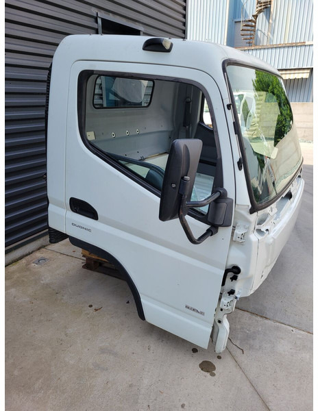 Kabina i enterijer za Kamion Mitsubishi Fuso "C": slika 6 Kabina i enterijer za Kamion Mitsubishi Fuso "C": slika 6