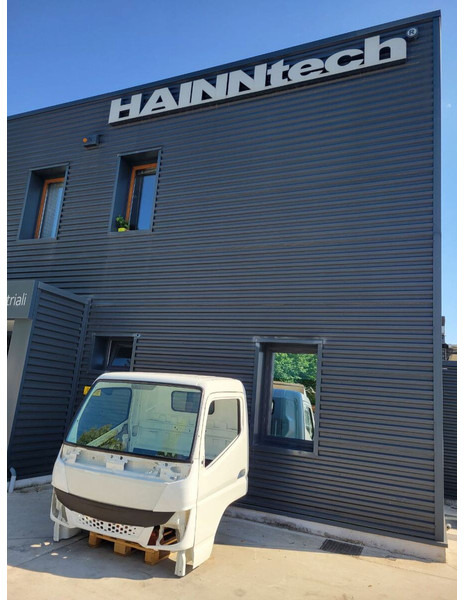 Mitsubishi Fuso FUSO S E6 2021-> - Kabina i enterijer za Kamion: slika 1 Mitsubishi Fuso FUSO S E6 2021-> - Kabina i enterijer za Kamion: slika 1